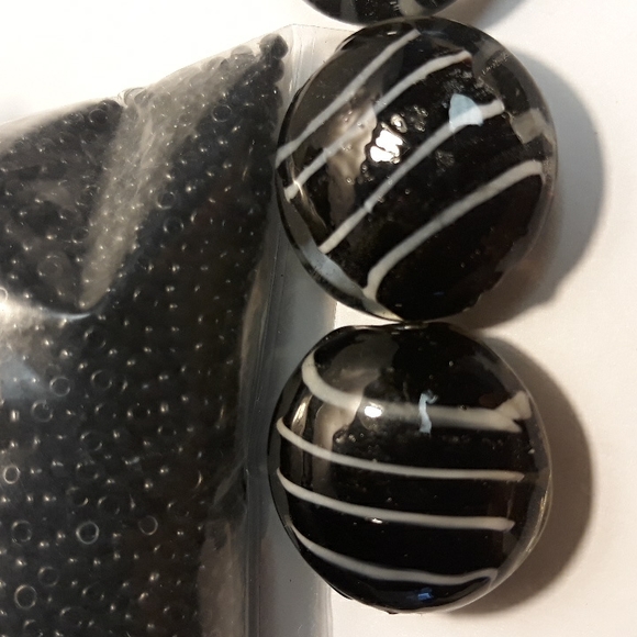 Darice & Cousin Other - 🔥50%off🔥Black assorted beads